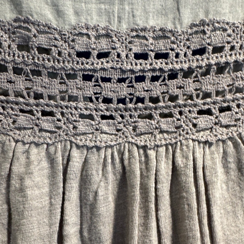 Meadow Rue - Anthropologie light gray Lace Detail Top women’s medium - Picture 8 of 16